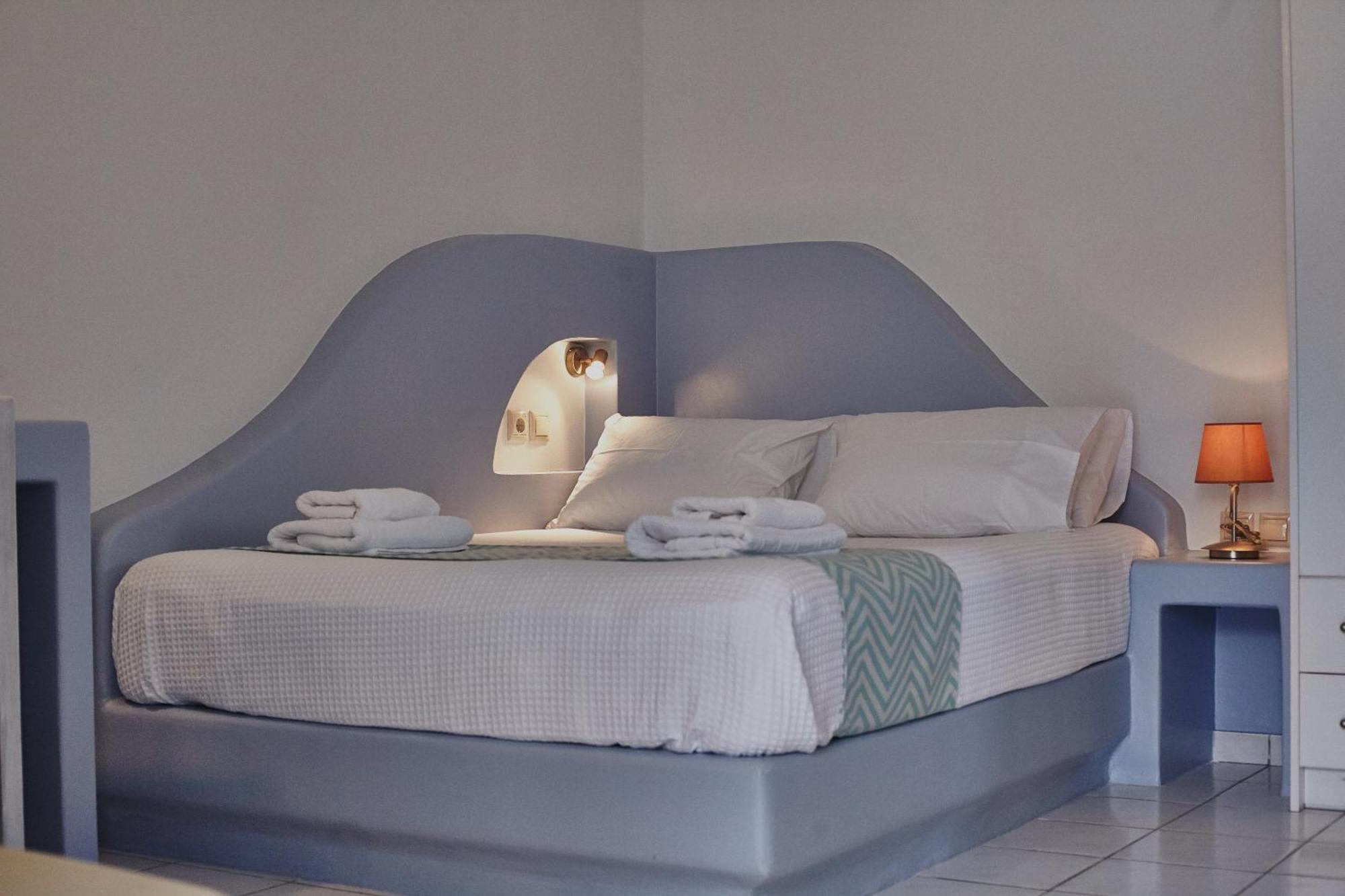 Irene Studios Áyios Pétros Habitación foto